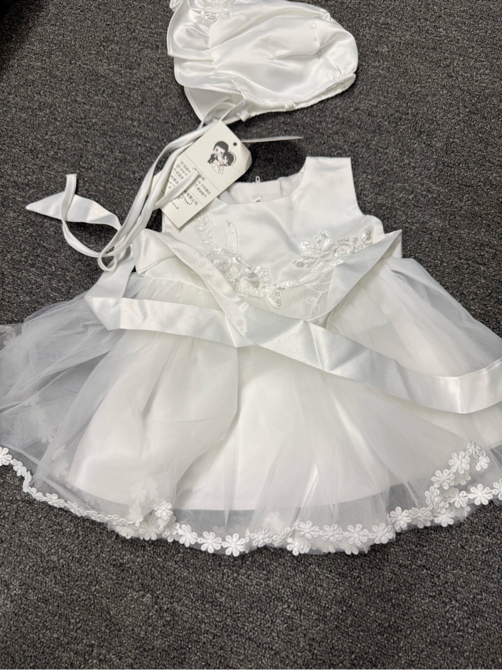 White Floral Tulle Baby Lace Dress with Dress Bonnet